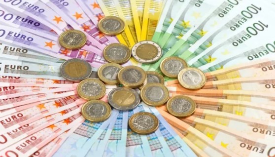 سعر اليورو الوم 