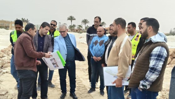 المهندس أحمد علي، نائب رئيس هيئة المجتمعات العمرانية الجديدة لقطاع المرافق خلال جولته التفقدية