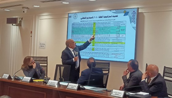 وزير الكهرباء في اجتماع مع لجنة الطاقة