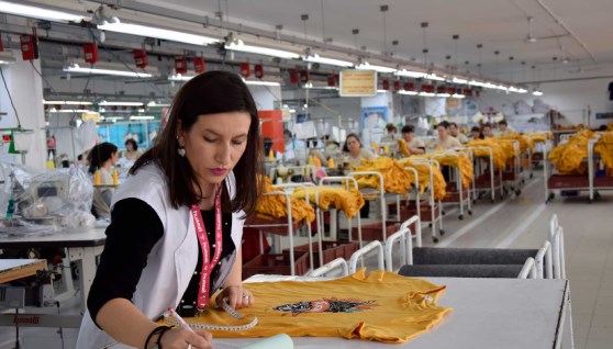 مصنع شاهينلر التركي للملابس