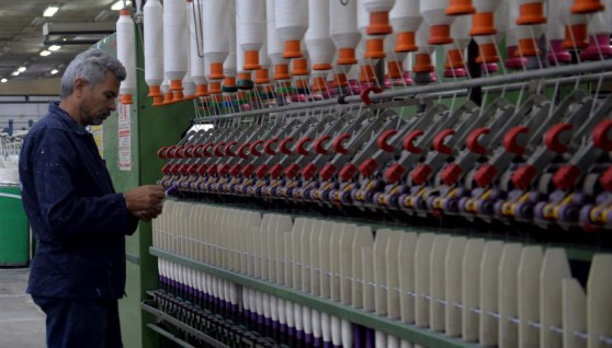 مصانع اللباد