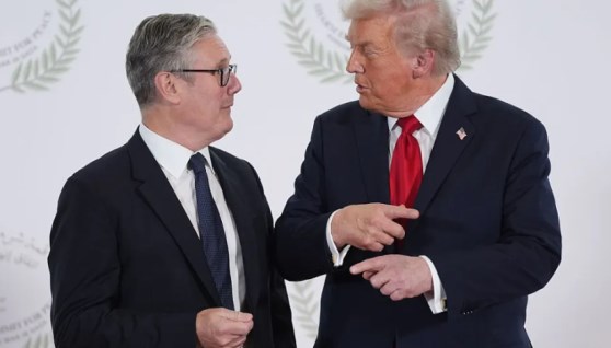 ترامب وستامر