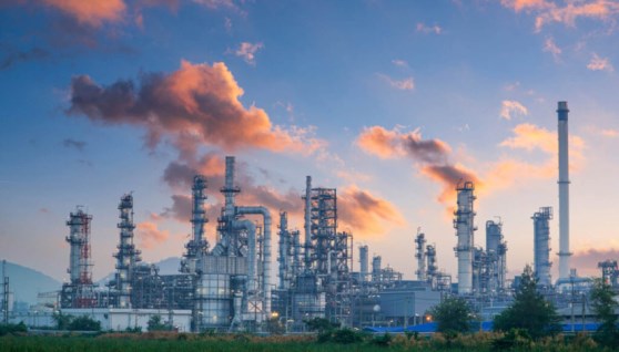  نفط من الإمارات