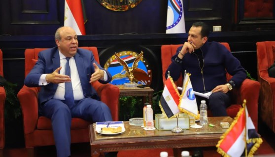 وزير الطيران 