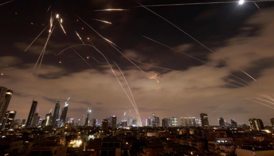 قصف إسرائيل 