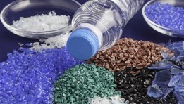 تصنيع البلاستيك