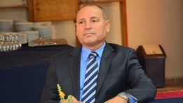 الدكتور إبراهيم صابر