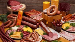 اللحوم المعلبة 