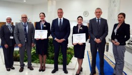 تكريم طاقم الضيافة الجوية