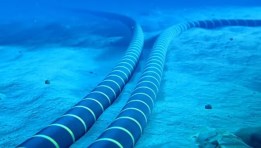 كابلات الإنترنت البحرية