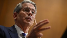  سكوت بيسنت وزير الخزانة الأميركي