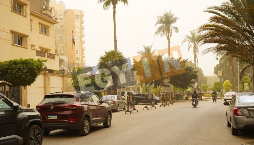 نشاط رياح وأتربة شديدة