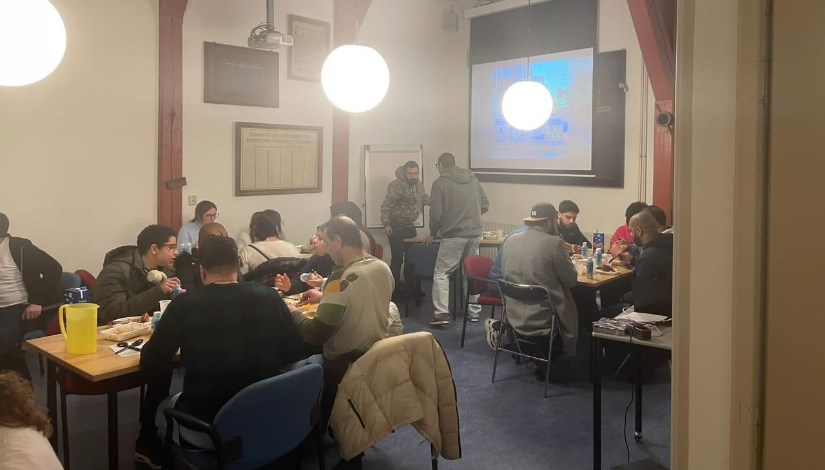 جانب من مائدة إفطار جماعة الإخوان في هولندا