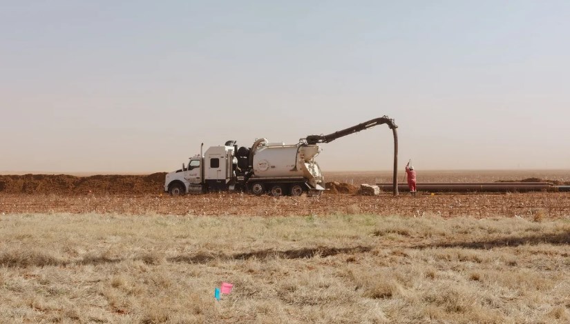 أنابيب النفط 