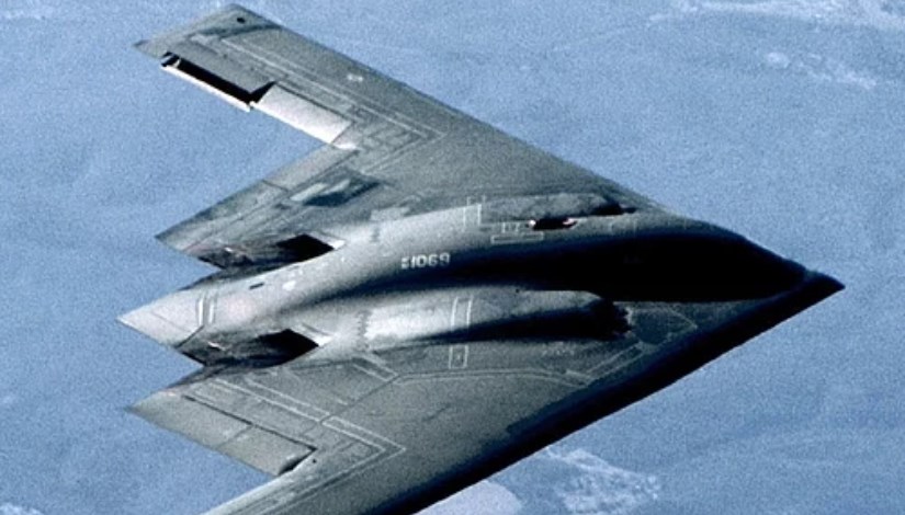 القاذفات الشبحية B2