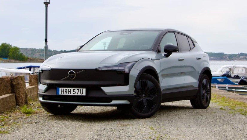 سيارة إنتاج شركة فولفو 