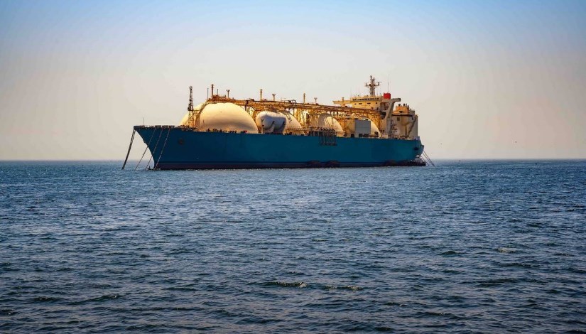 ناقلة الغاز الطبيعي المسال