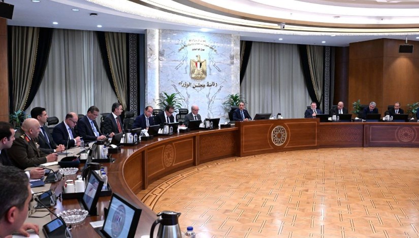 جانب من اجتماع مجلس الوزراء لمتابعة تداعيات التصعيد العسكري