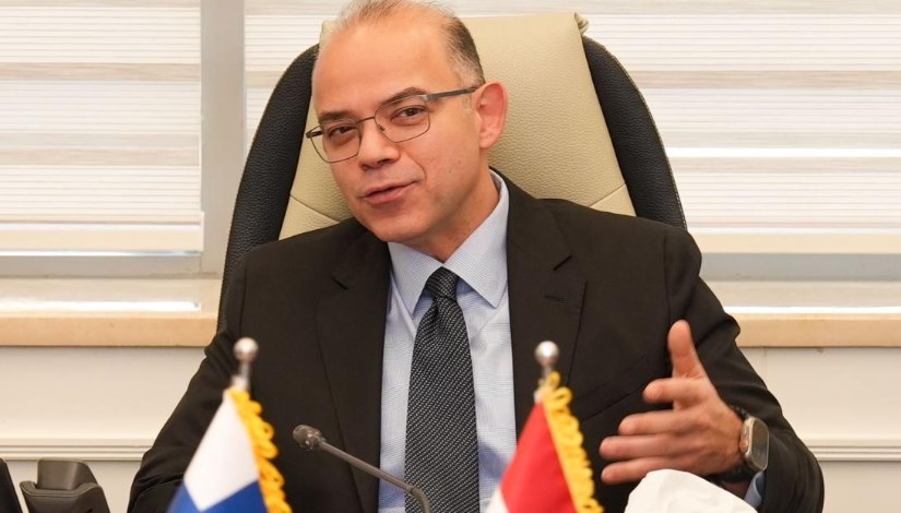 الدكتور محمد فريد وزير الاستثمار والتجارة الخارجية 