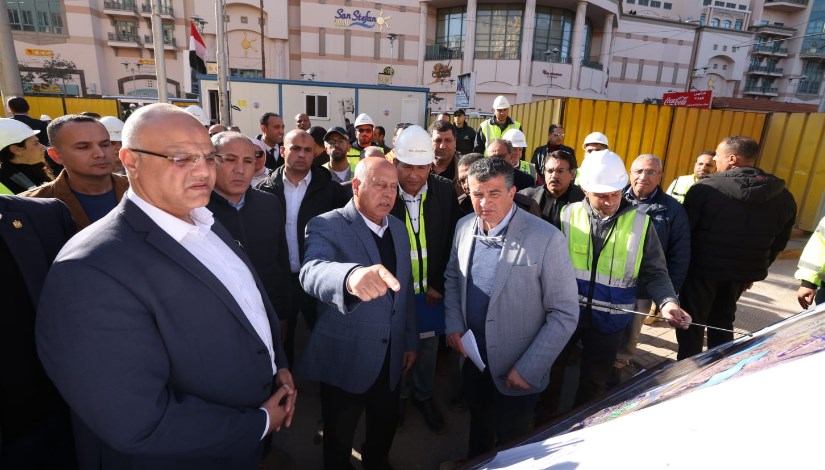 الفريق مهندس كامل الوزير وزير النقل