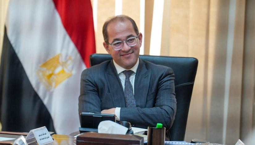  وزير المالية