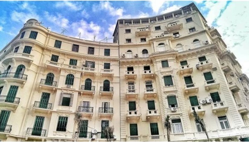 الشقق المغلقة