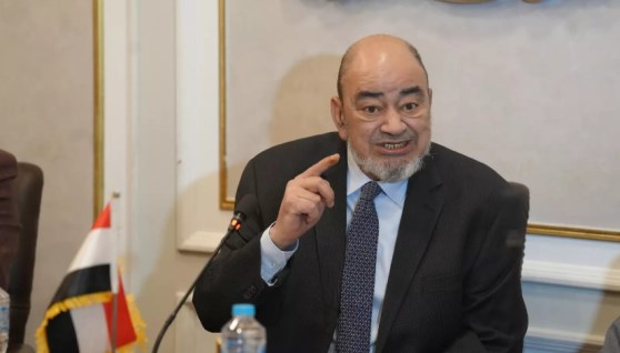 رئيس شعبة المستلزمات الطبية