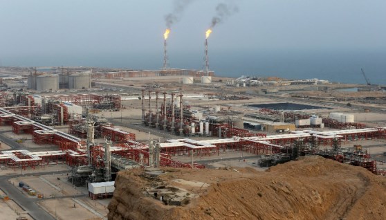 منشآت النفط والغاز في إيران