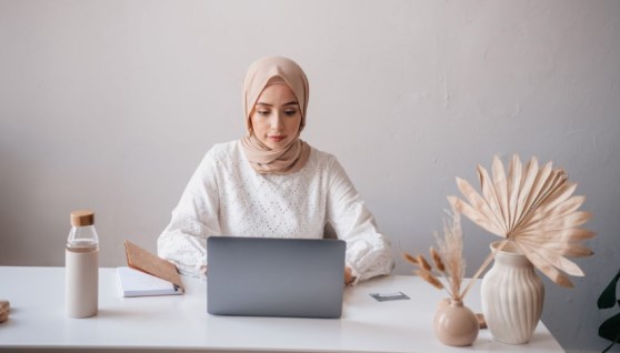 فرص عمل للاناث 