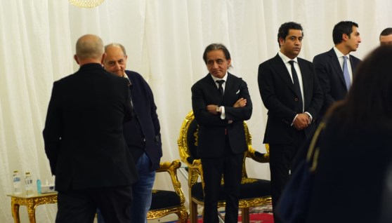  رجل الأعمال أحمد عز