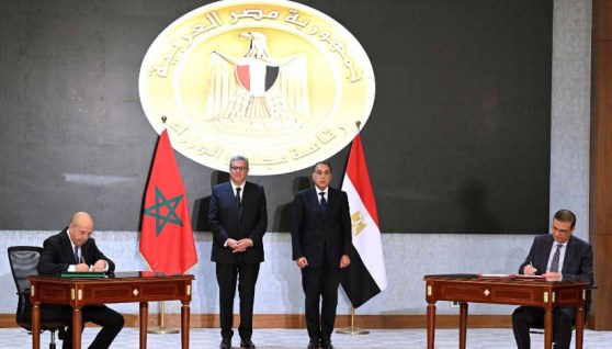 جانب من توقيع الاتفاقية بين مصر والمغرب