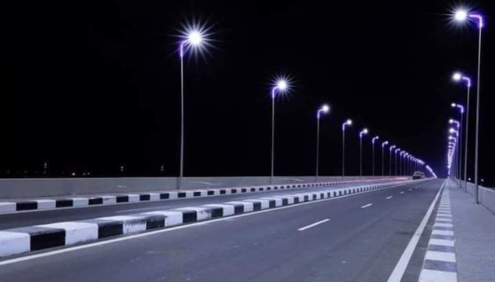 أعمدة الإنارة - صورة أرشيفية