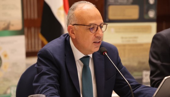 وزير الموارد المائية والري
