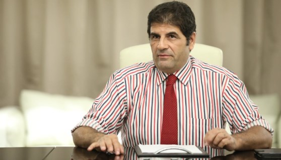 الدكتور مجدي حمزة المحاضر والخبير التربوي