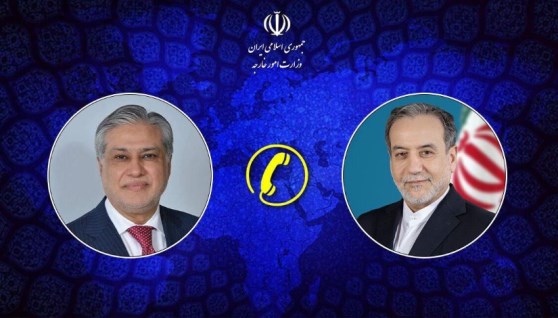 اتصال هاتفي بين وزير الخارجية الايراني ونظيره الباكستاني