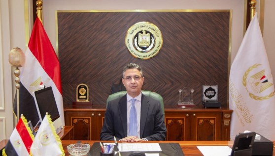  الدكتور المهندس علاء ناجي الرئيس التنفيذي للشركة القابضة للصناعات الغذائية