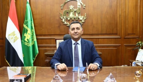 الدكتور المهندس حسام عبد الفتاح محافظ القليوبية 