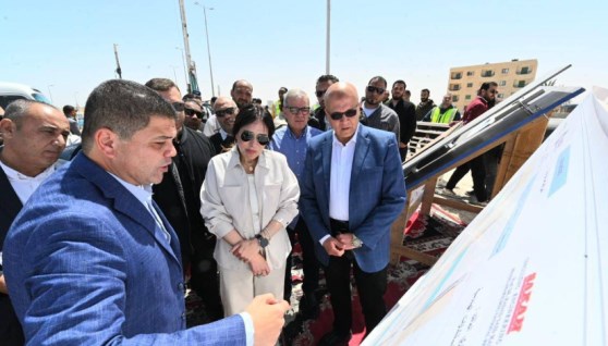 خلال جولة وزير الإسكان 