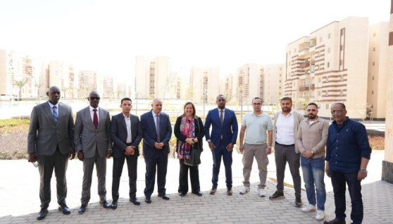 جانب من الزيارة