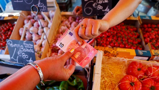  مؤشر ثقة المستهلكين في فرنسا