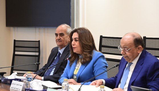 الوزيرة منال عوض