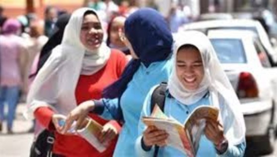 طلبات الثانوية العامة