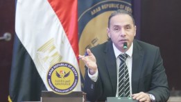 الدكتور إسلام عزام
