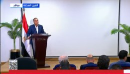 رئيس مجلس الوزراء خلال مؤتمر صحفي
