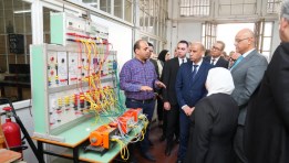 جانب من جولة وزير العمل داخل معهد دون بوسكو
