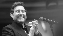 الفنان هاني شاكر