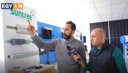 محرر "إيجي إن" داخل شركة بورصة الطاقة الشمسية