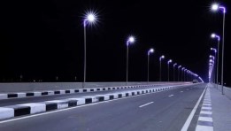 أعمدة الإنارة - صورة أرشيفية