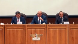 خلال اجتماع وزارة الطيران المدني 