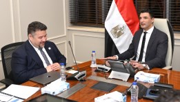 لقاء وزير الصناعة بوفد شركة إيجيبت آمون 